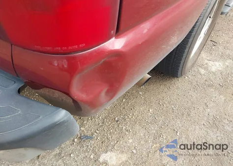 2002 Chevrolet Suburban Ls from USA, damaged, VIN 1GNEC16Z72J192708